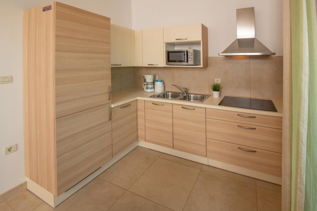 Apartments Oliva Premantura Εξωτερικό φωτογραφία