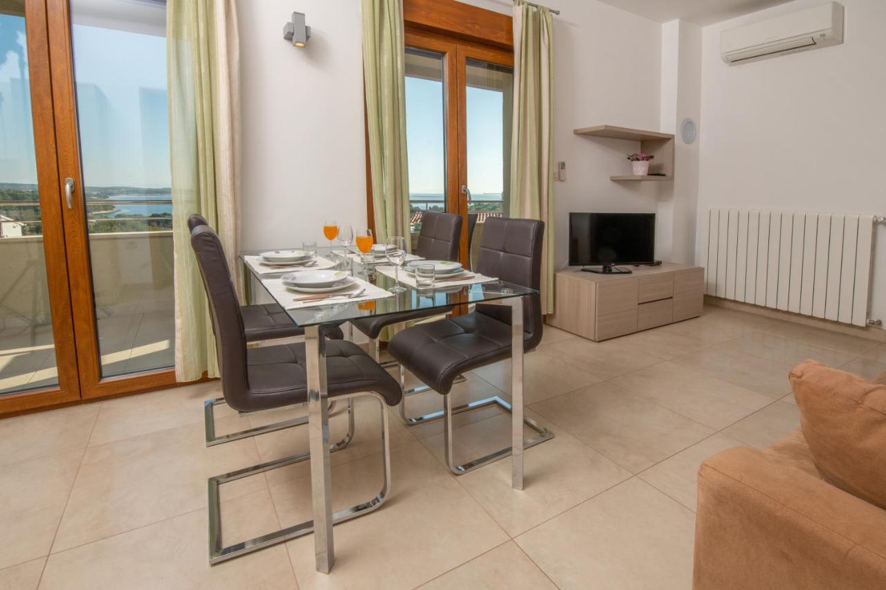 Apartments Oliva Premantura Εξωτερικό φωτογραφία